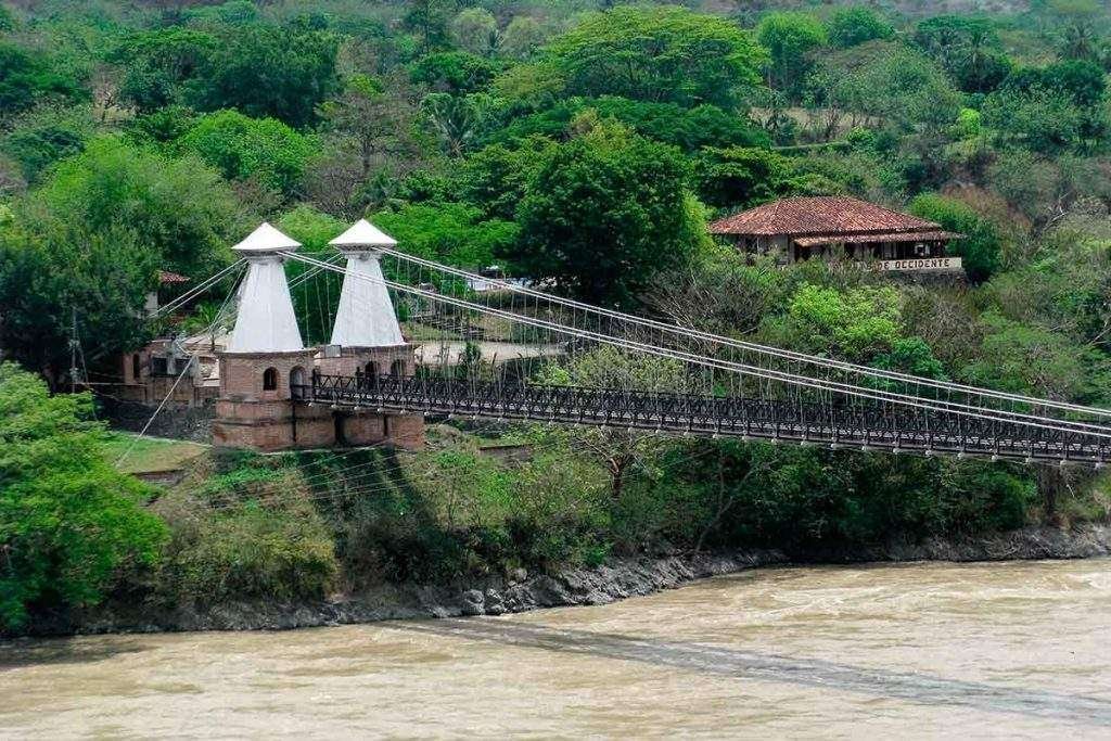 Información para antes de viajar a Santa Fe de Antioquia 2 puente sante fe antioquia